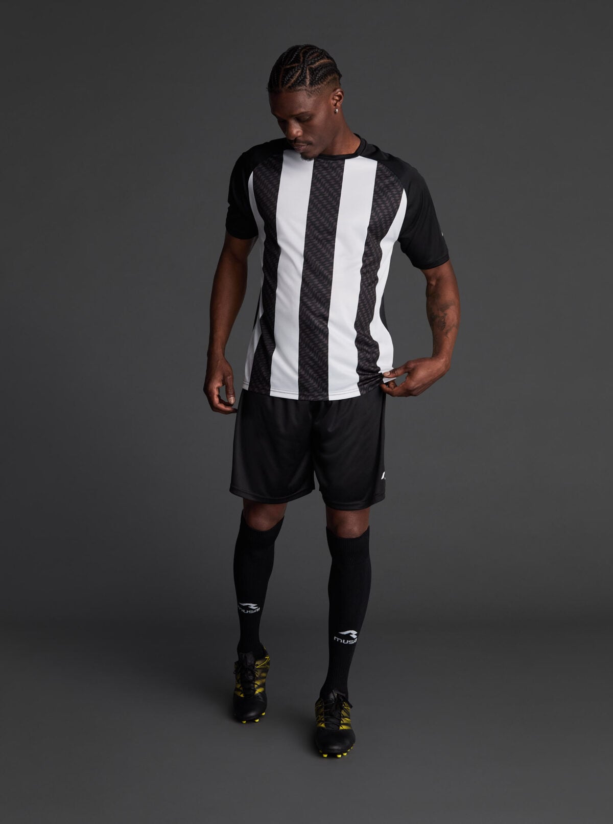 Dres Ubora