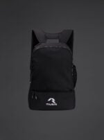 Sportski ruksak Zote 30 l – Crna, na modelu